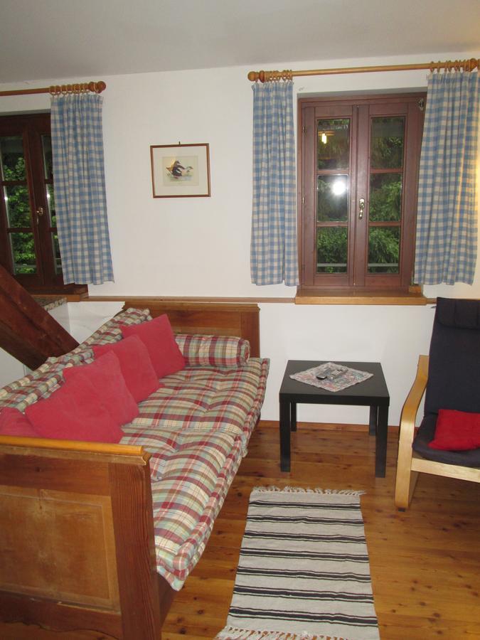 Kotschach-Mauthen Schloss Manndorf Gaestehaus מראה חיצוני תמונה