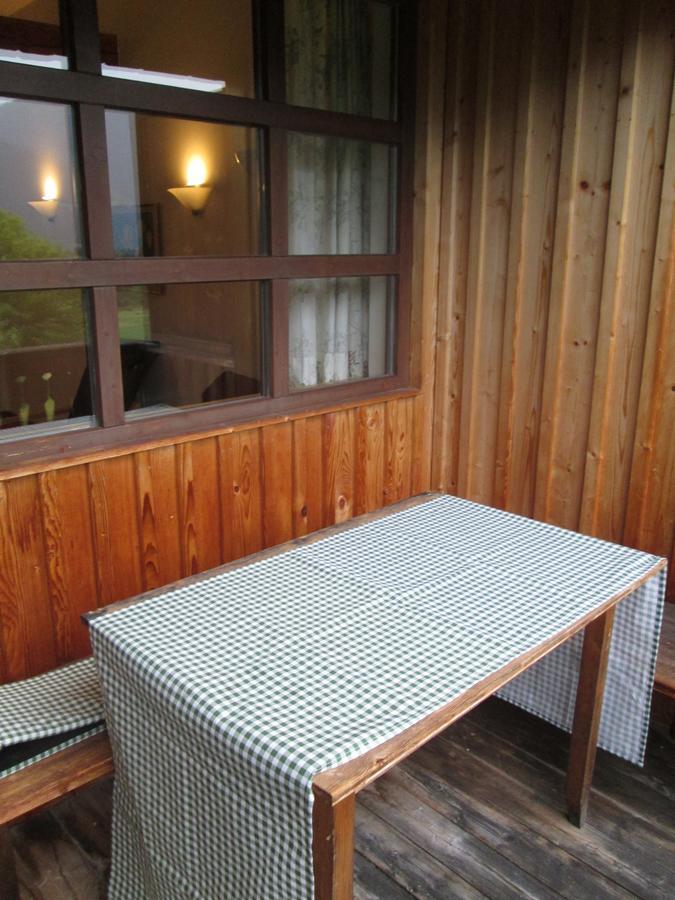 Kotschach-Mauthen Schloss Manndorf Gaestehaus מראה חיצוני תמונה