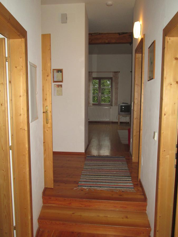 Kotschach-Mauthen Schloss Manndorf Gaestehaus מראה חיצוני תמונה